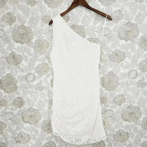 NWOT Sam Edelman Lace One Shoulder Mini Dress Size 6 Formal 9612 - Picture 1 of 10